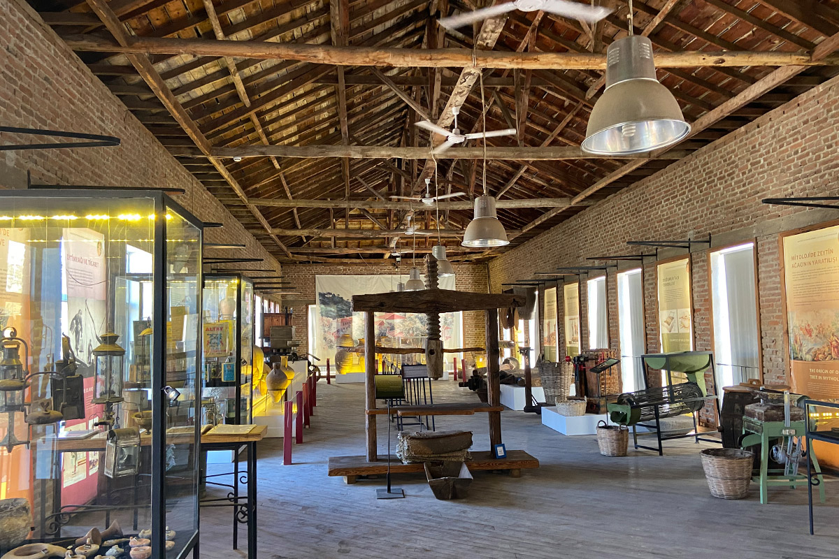 Adatepe Zetinyağı Müzesi